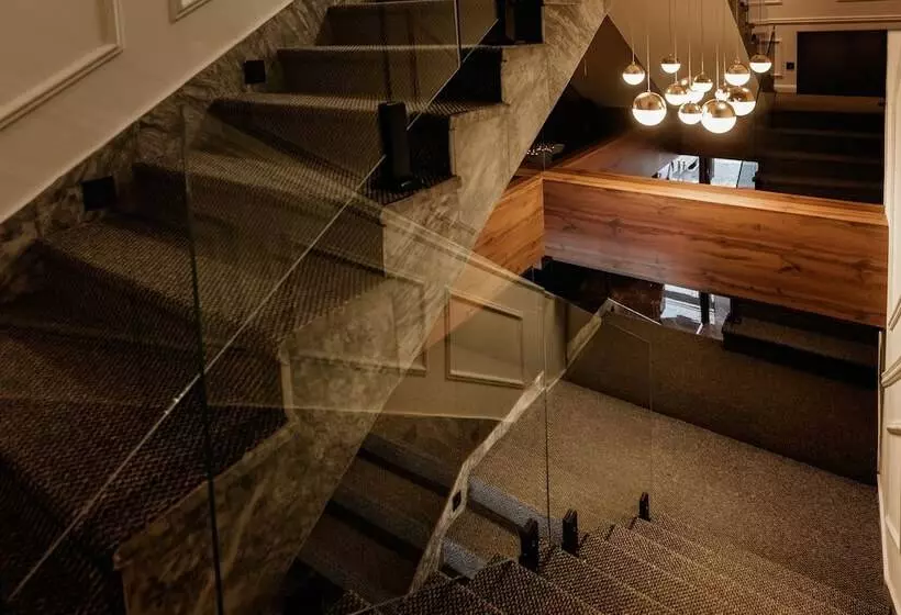 هتل Plaza Boutique