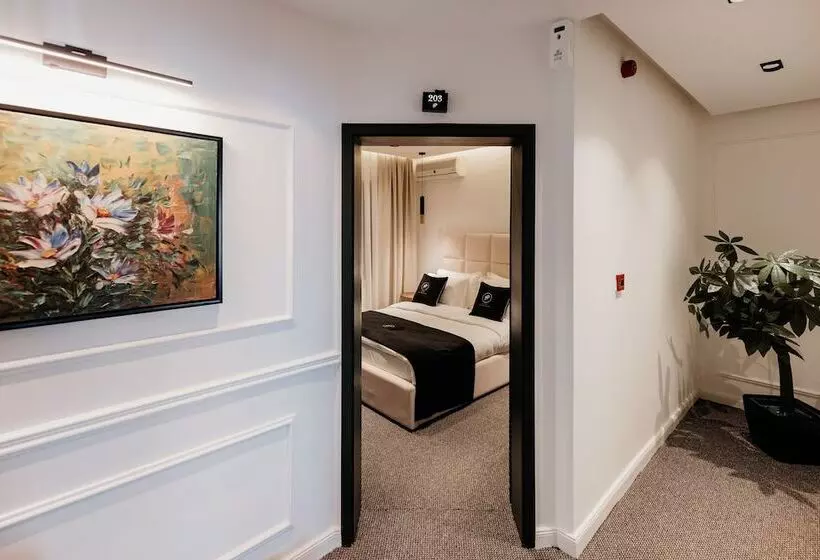 هتل Plaza Boutique