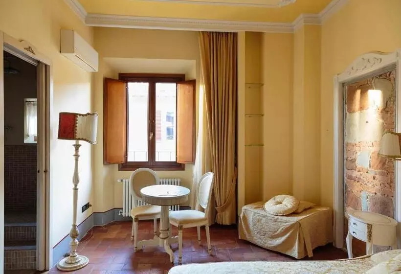 پانسیون Casa Leopardi