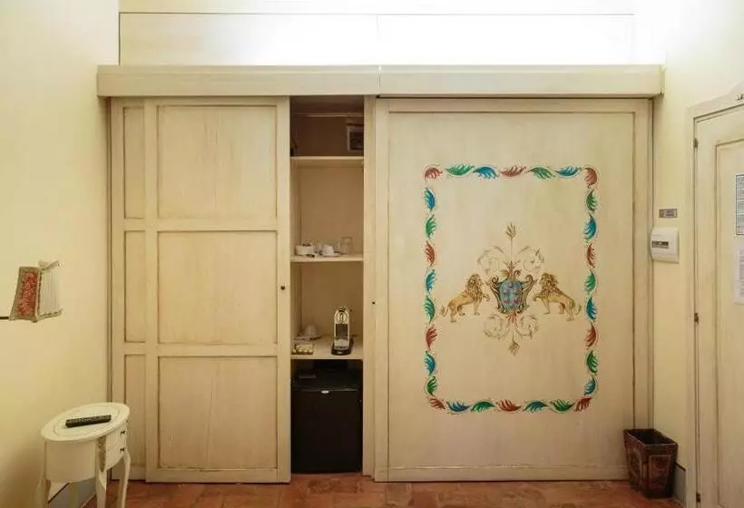 پانسیون Casa Leopardi