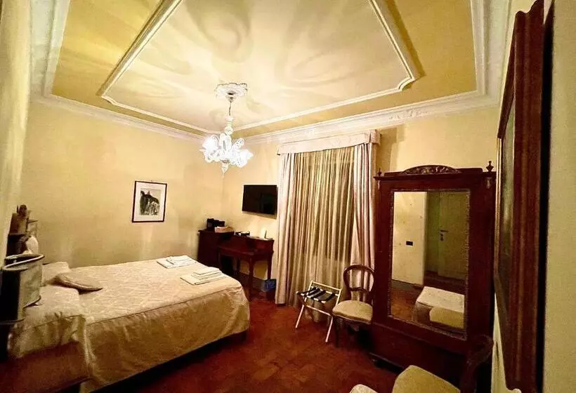 پانسیون Casa Leopardi