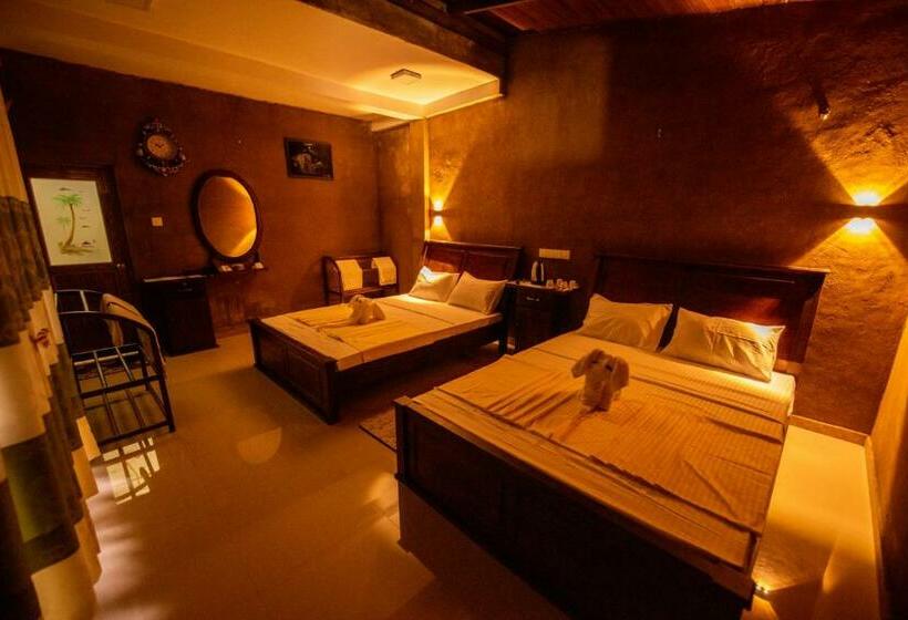 Pension Cool Positive River Side