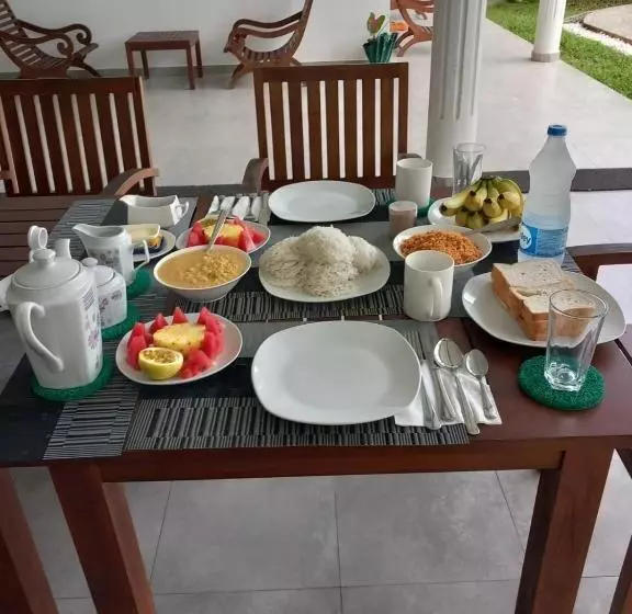 Majatalo Villa Riverside