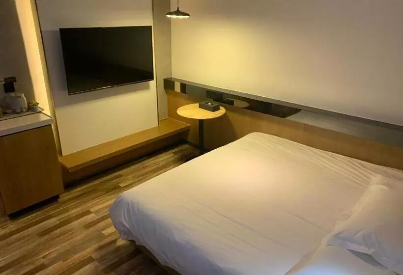 银座佳驿精致酒店（济阳汽车总站店）