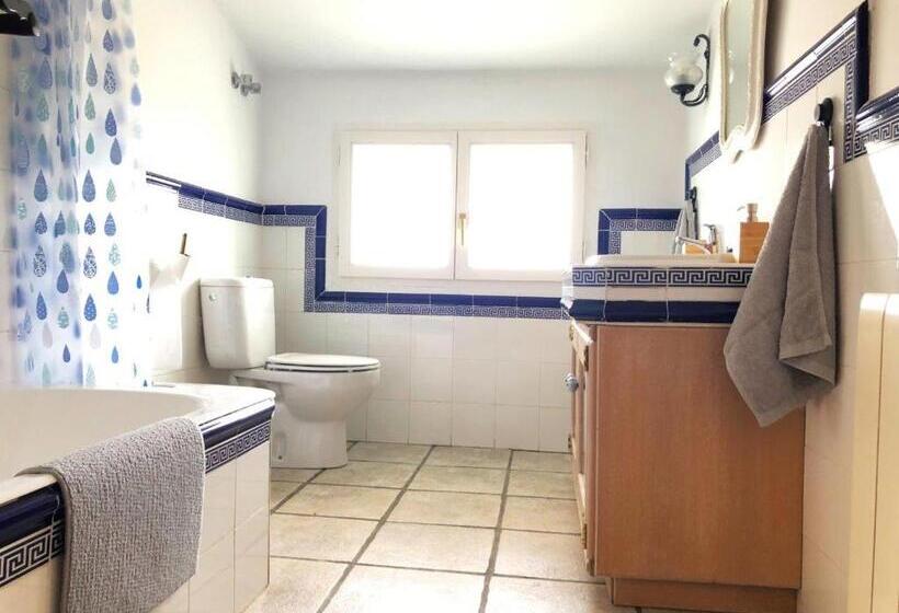 El Rincón De Matilde Con Jardín By Kabia Gestión