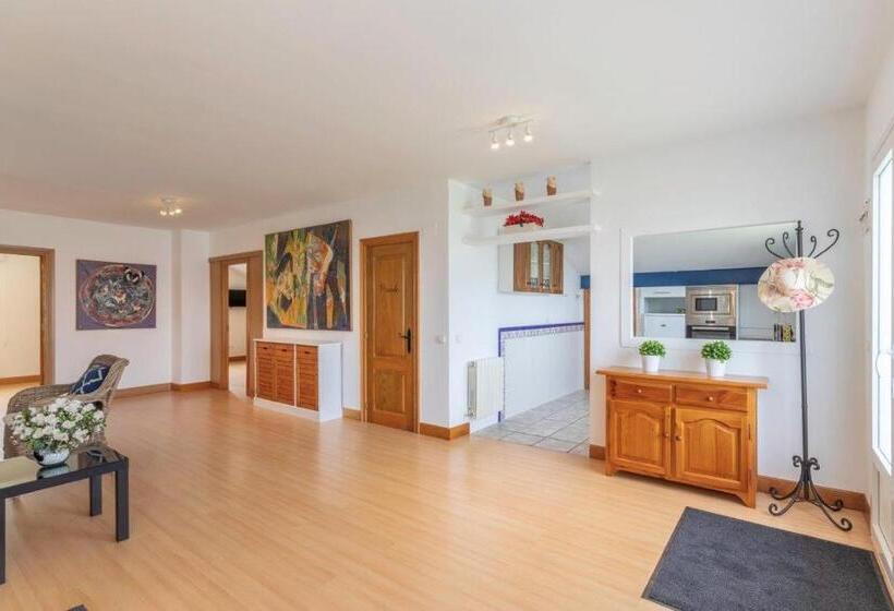 El Rincón De Matilde Con Jardín By Kabia Gestión