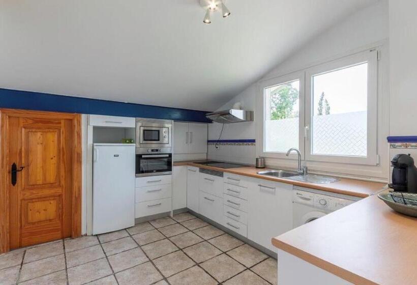 El Rincón De Matilde Con Jardín By Kabia Gestión