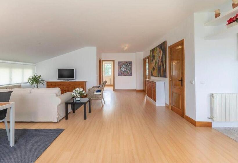 El Rincón De Matilde Con Jardín By Kabia Gestión