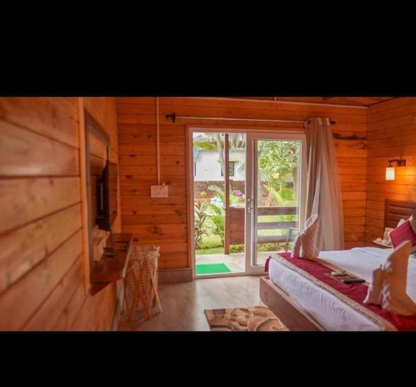 فندق Arambol Lake Resort