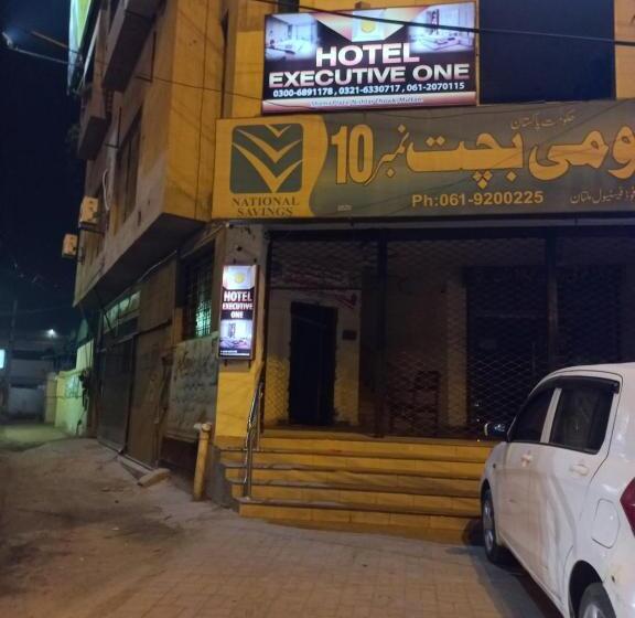 Hotel Executive One