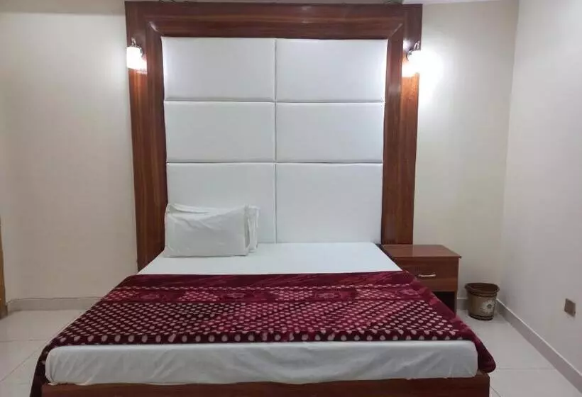 هتل Executive One