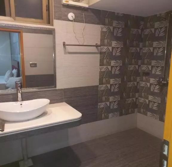 هتل Executive One