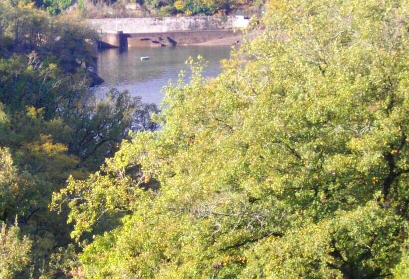 Les Hirondelles De Montsec