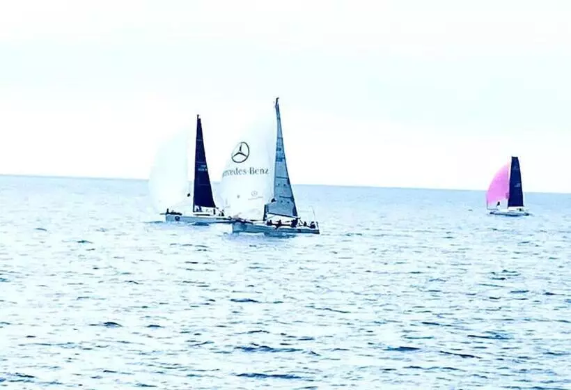 Lottie S Lookout, Ventnor With Fantastic Sea Views