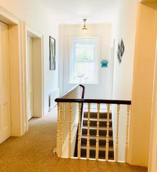 Lottie S Lookout, Ventnor With Fantastic Sea Views