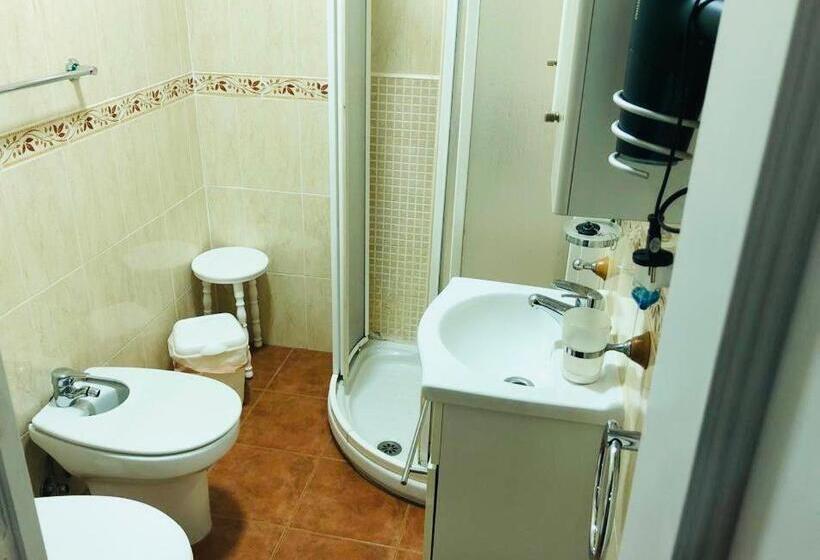 Apartamento Familiar En Toledo, Con 2 Dormitorios, Camas De Matrimonio, Ideal Ubicación Y Fantàstica