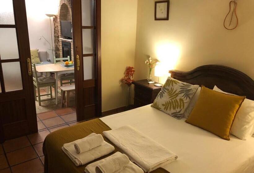 Apartamento Familiar En Toledo, Con 2 Dormitorios, Camas De Matrimonio, Ideal Ubicación Y Fantàstica