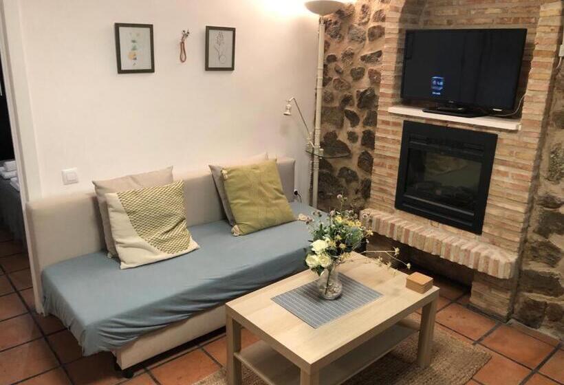 Apartamento Familiar En Toledo, Con 2 Dormitorios, Camas De Matrimonio, Ideal Ubicación Y Fantàstica
