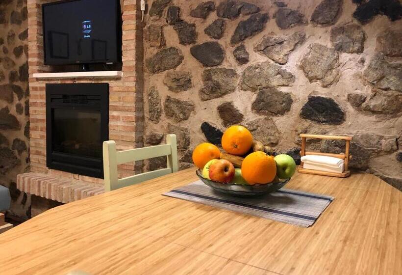 Apartamento Familiar En Toledo, Con 2 Dormitorios, Camas De Matrimonio, Ideal Ubicación Y Fantàstica