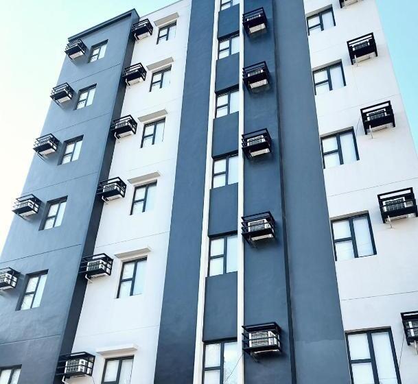 Hotel Airobedz Makati