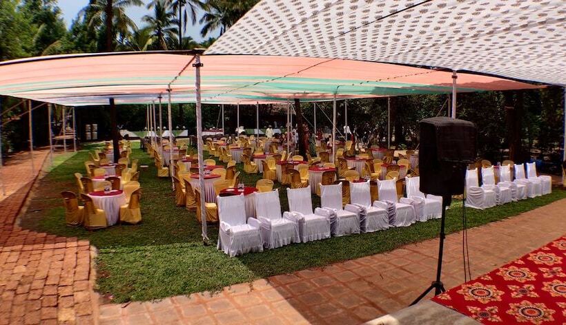 هتل The Orchard Resort