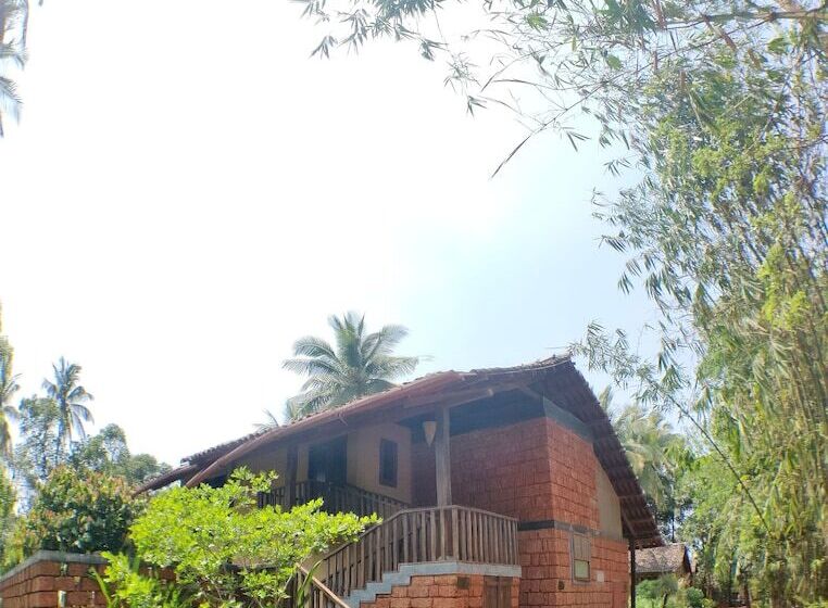 هتل The Orchard Resort