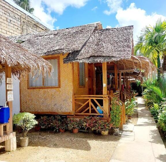 Пансион Jake And Zyra Place