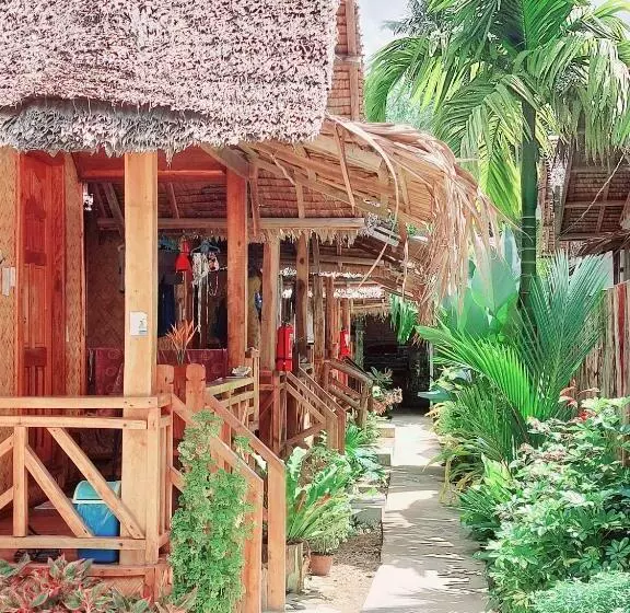 Majatalo Jake And Zyra Place