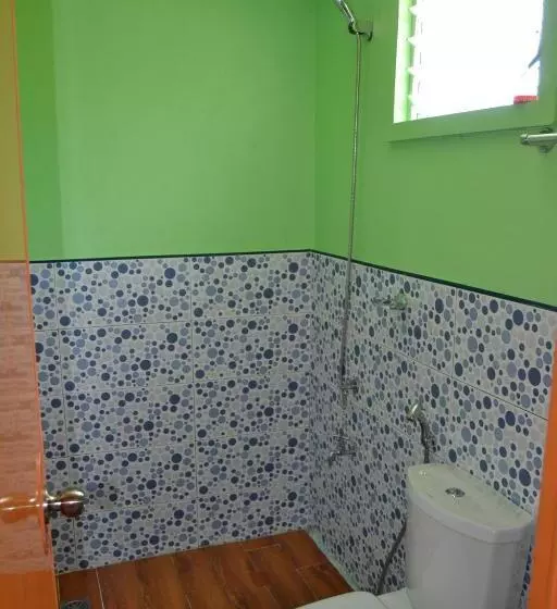 Majatalo Jake And Zyra Place