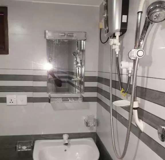 ペンション Surf Reef Beach