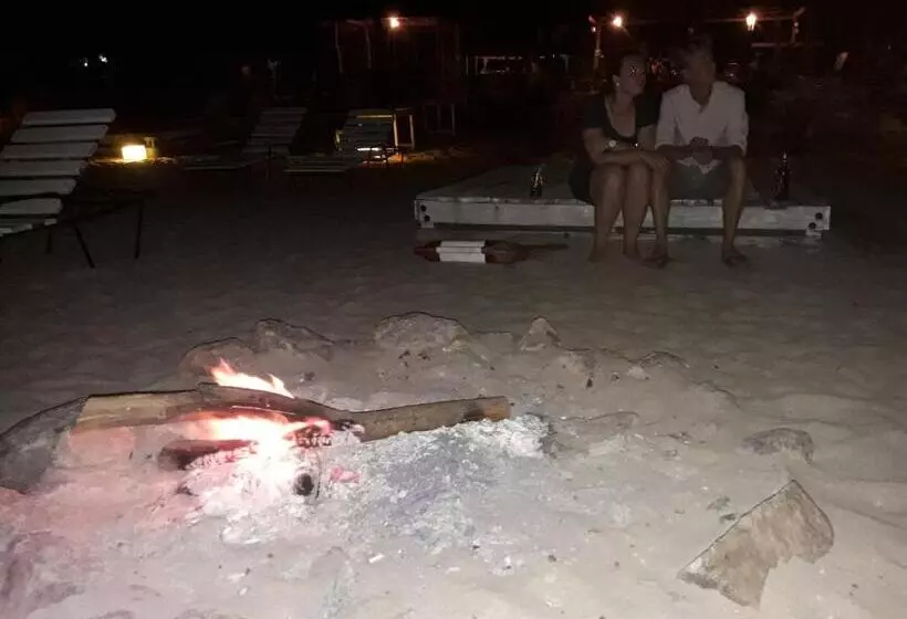 ペンション Surf Reef Beach