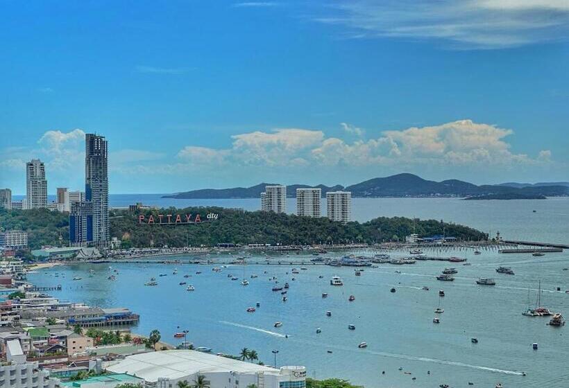 The Edge Central Pattaya