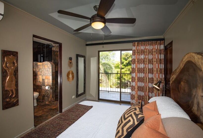 Villa Palmeras With Jungle Views Pool Near Ma