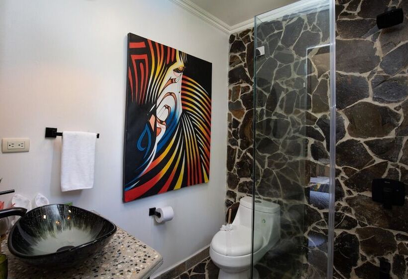 Villa Palmeras With Jungle Views Pool Near Ma