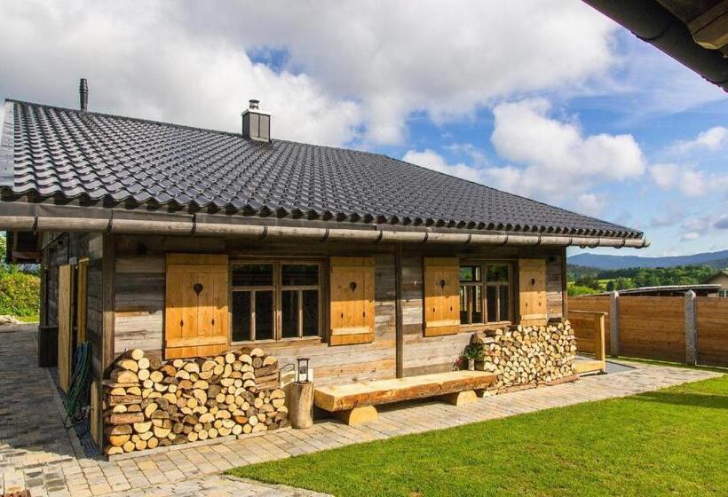 Chalet Am ölberg Mit Badefass Und Altholzsauna