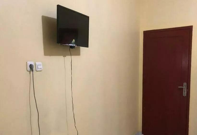 Hotelli Sisca Homestay Tidung Redpartner