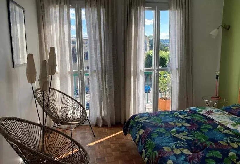 Au Fil De La Seine