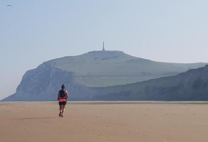 Calais Beach, Enjoy !