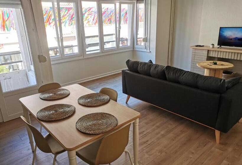 Calais Beach, Enjoy !