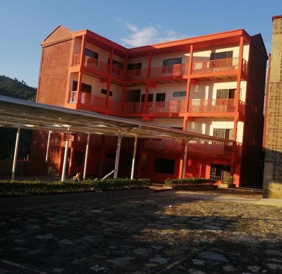 Finca Hotel   Piscina La Johanna