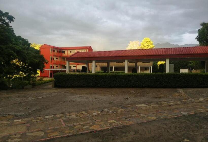 Finca Hotel   Piscina La Johanna