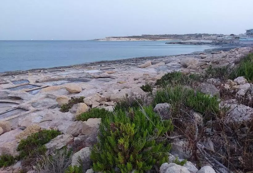 Gizimina Apartment In Marsascala By Sea And Near Airport