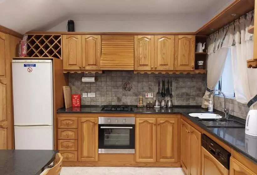 Gizimina Apartment In Marsascala By Sea And Near Airport