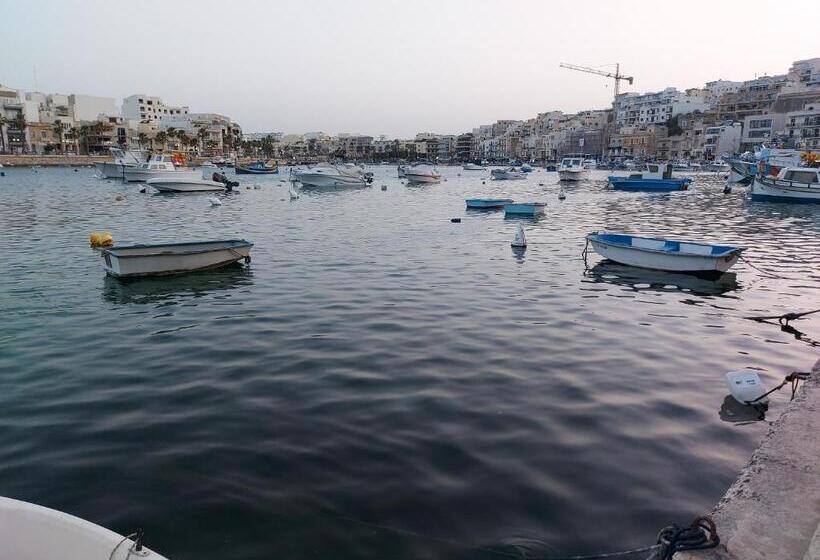 Gizimina Apartment In Marsascala By Sea And Near Airport