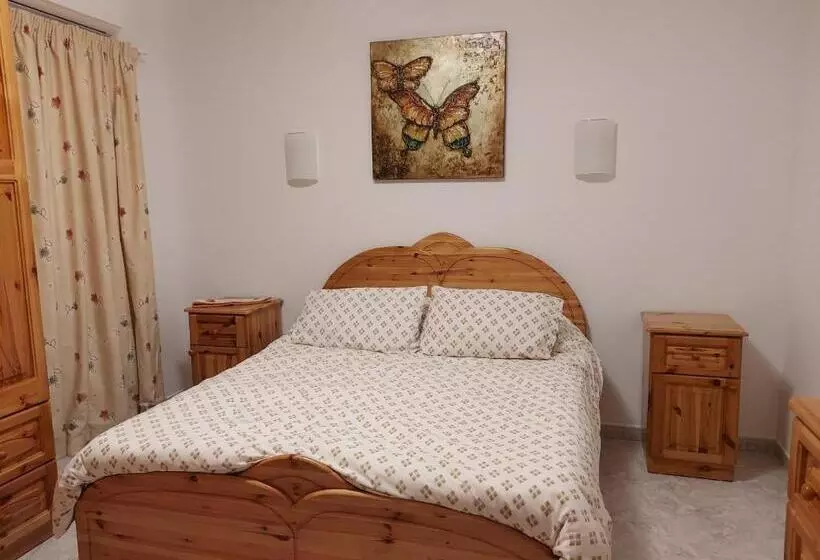 Gizimina Apartment In Marsascala By Sea And Near Airport