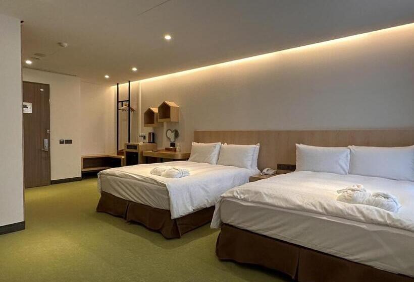 هتل Checkinn Magi Kids