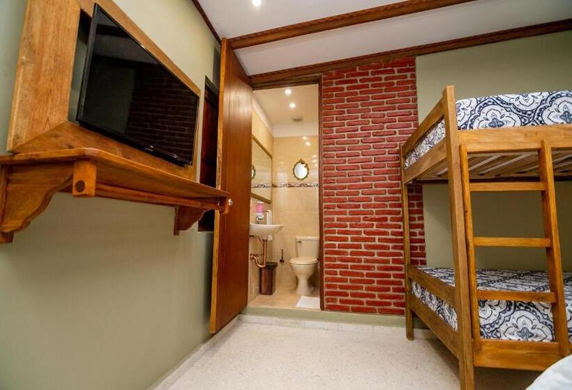 בית מלון כפרי Scalea Di Mare