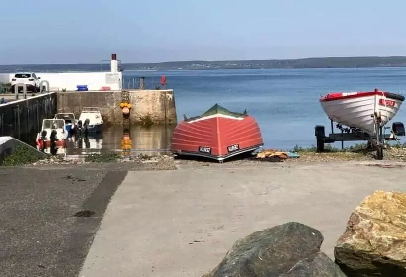 Immaculate 4 Bed House Outside Stornoway