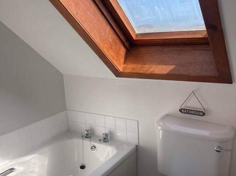 Immaculate 4 Bed House Outside Stornoway