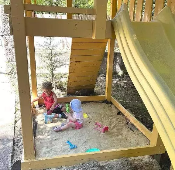 Kincs Apartman és Jurtaszállás